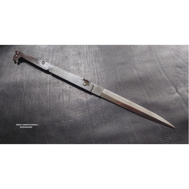 Neapolitan Sfarziglia or sfarsiglia knife of Camorra Neapolitan Sfarziglia or sfarsiglia knife of Camorra