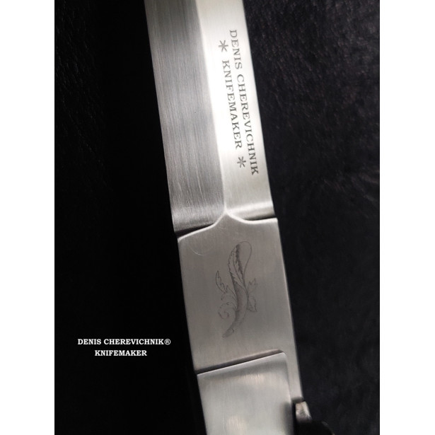Neapolitan Sfarziglia or sfarsiglia knife of Camorra Neapolitan Sfarziglia or sfarsiglia knife of Camorra