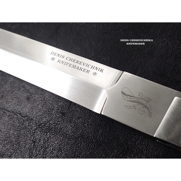 Neapolitan Sfarziglia or sfarsiglia knife of Camorra Neapolitan Sfarziglia or sfarsiglia knife of Camorra